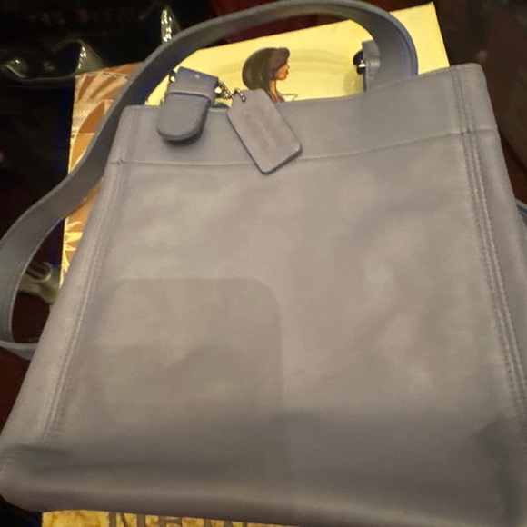 Coach Handbags - Coach Vintage LavenderLeather Tote Bag with Adjustable Strap